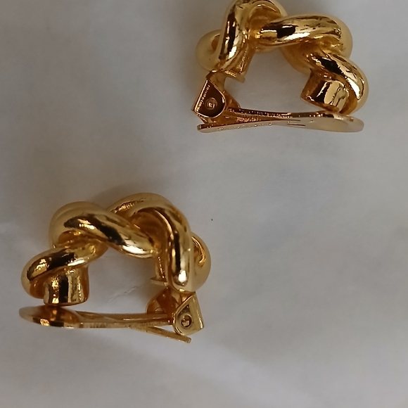 Authentic Vintage Dior Gold Knot Earrings - Picture 3 of 4